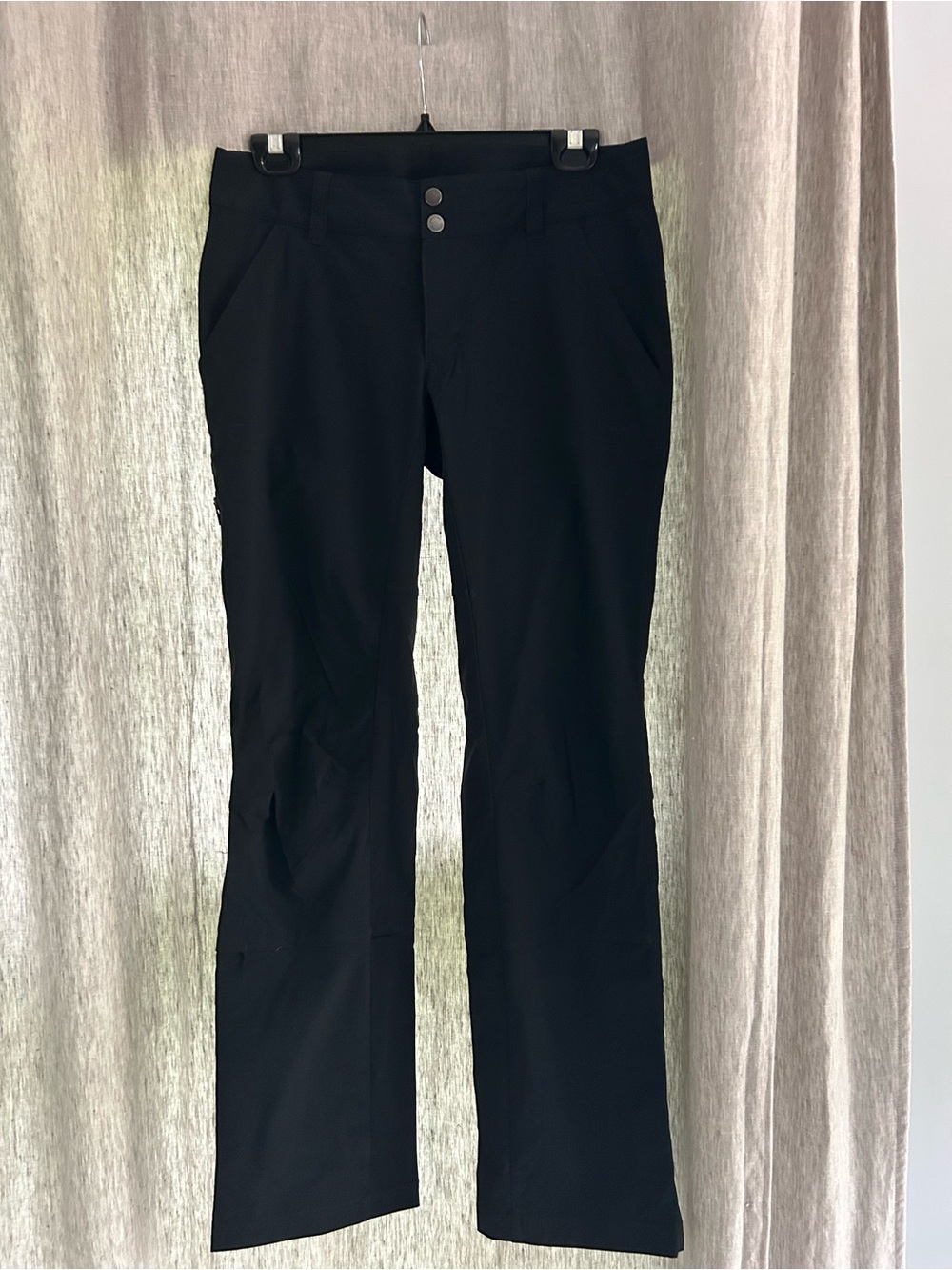 NWOT WOMENS BLACK COLUMBIA HIKING PANTS  SIZE 8
